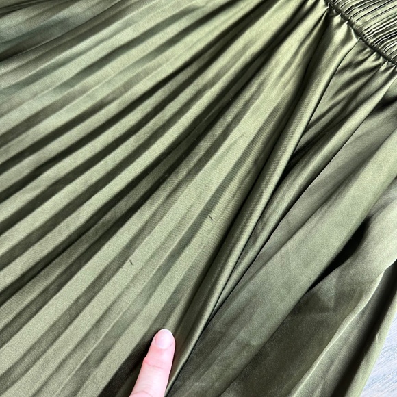AMUR Pleated Strapless Belle Maxi Dress Satin Olive Green Sweetheart - Size 2 - Picture 6 of 16